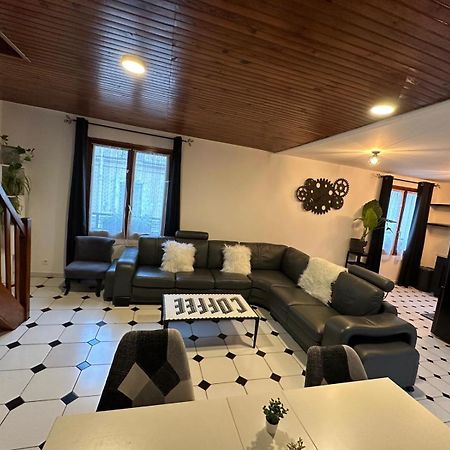 Hotel Agréable apparement dans une maison à Saint-Denis  Extérieur photo