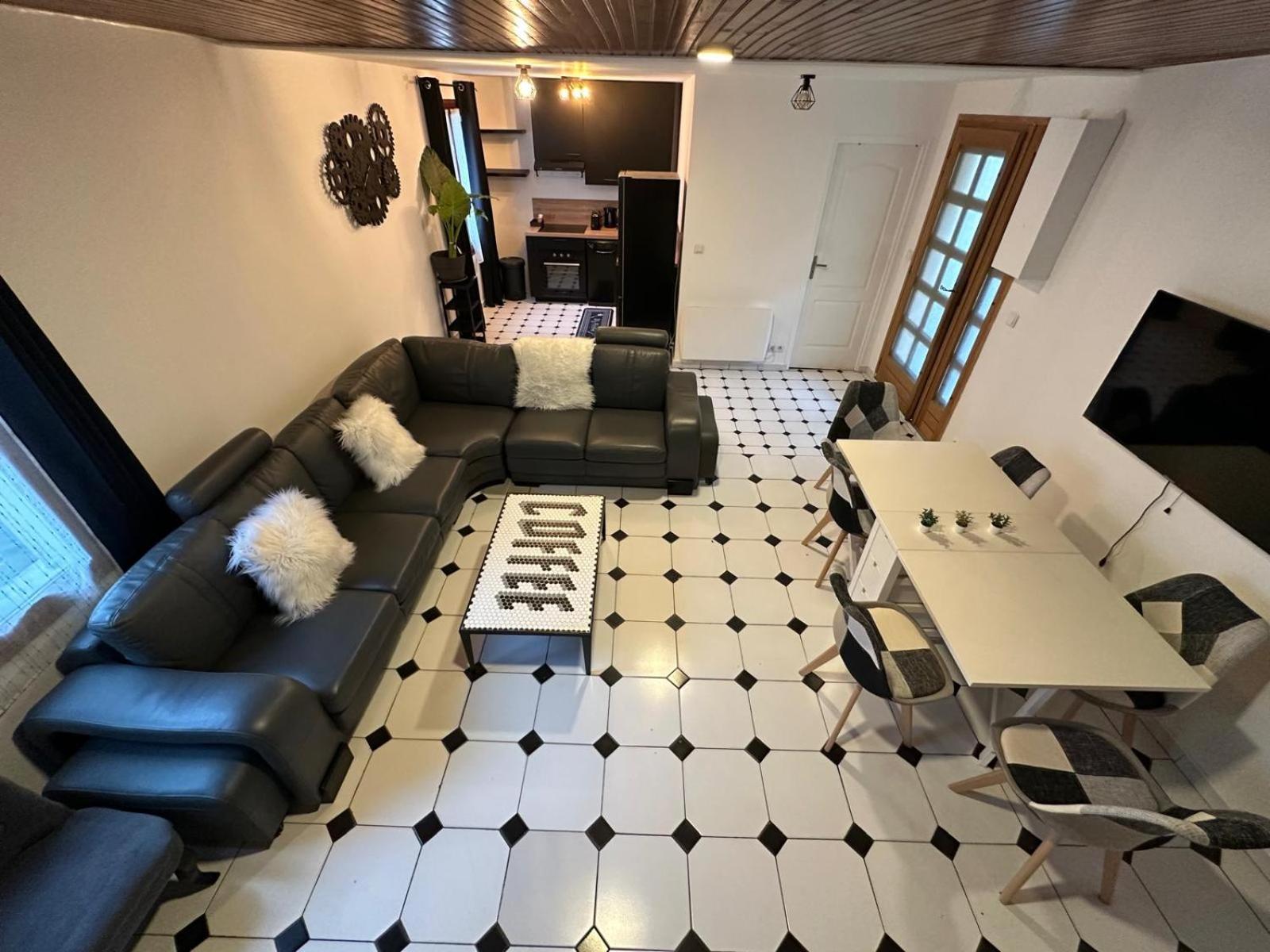 Hotel Agréable apparement dans une maison à Saint-Denis  Extérieur photo