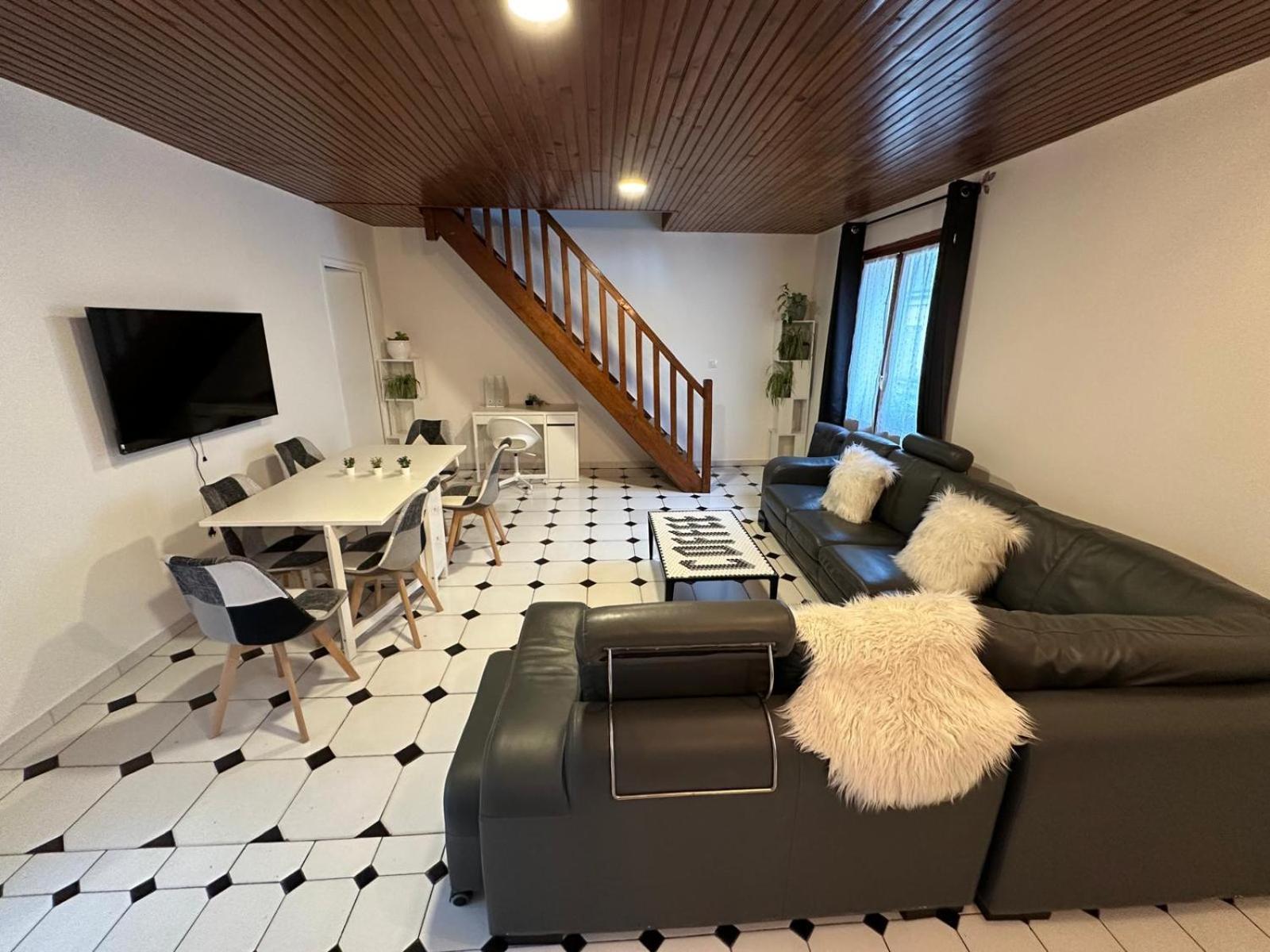 Hotel Agréable apparement dans une maison à Saint-Denis  Extérieur photo